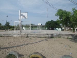 Another basketball court! This one's by the school. And I found the school.